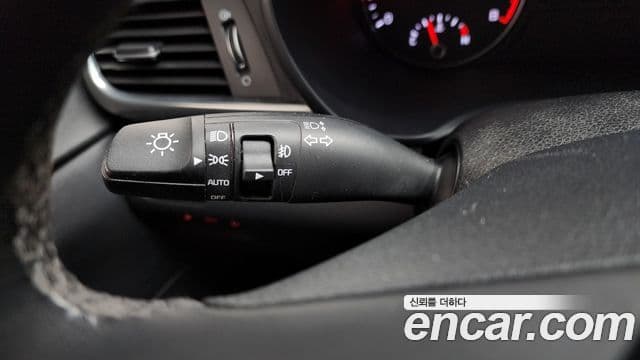 Kia K5 2세대 Noblesse, 2016 15