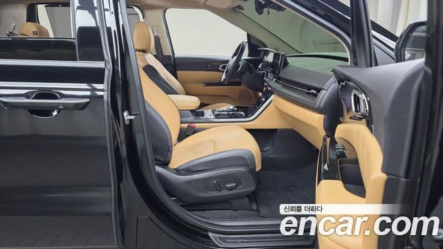 Kia Carnival 4세대 Signature, 2023 11