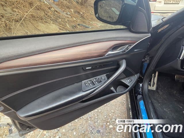 BMW 5시리즈 (G30) 520d xDrive M Sport Plus, 2017 8