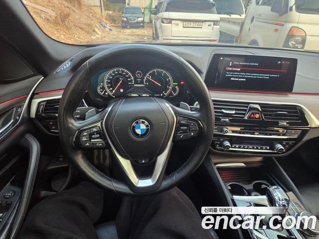 BMW 5시리즈 (G30) 520d xDrive M Sport Plus, 2017 11