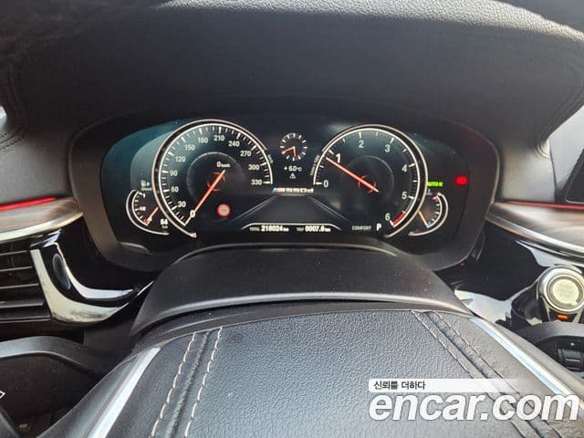 BMW 5시리즈 (G30) 520d xDrive M Sport Plus, 2017 12