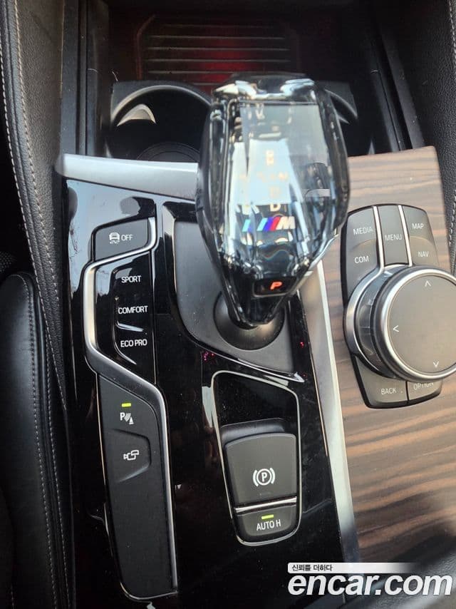 BMW 5시리즈 (G30) 520d xDrive M Sport Plus, 2017 14