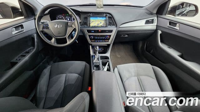 Hyundai LF Sonata Style, 2015 7