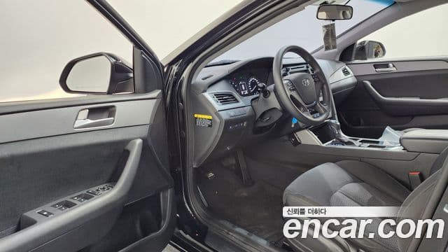 Hyundai LF Sonata Style, 2015 10