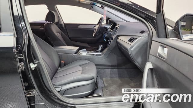 Hyundai LF Sonata Style, 2015 11