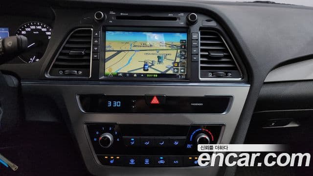 Hyundai LF Sonata Style, 2015 17