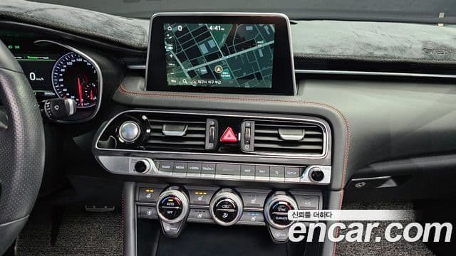 Genesis G70 Sport пакет, 2020 15