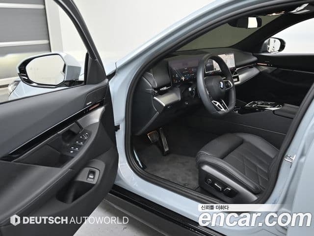 BMW 5시리즈 (G60) 520i M Sport, 2024 11