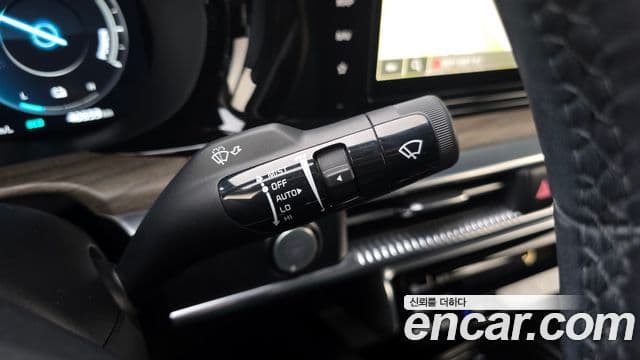 Kia K5 гибрид 3세대 Noblesse, 2023 17