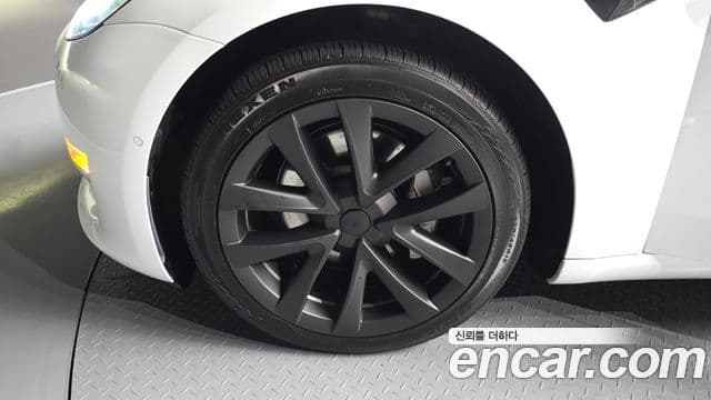 Tesla модель 3 Long Range AWD, 2022 все фото