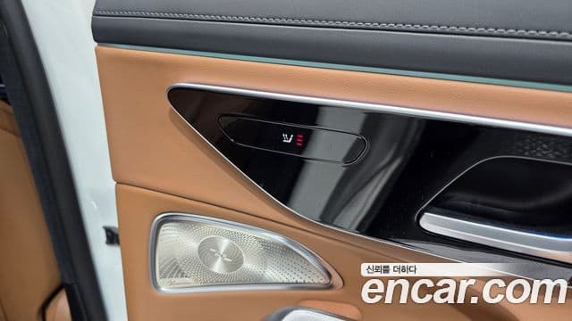 Mercedes-Benz E-класс W214 Exclusive, 2024 19