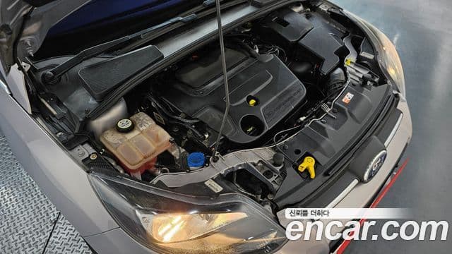 Ford 포커스 3세대, 2014 6