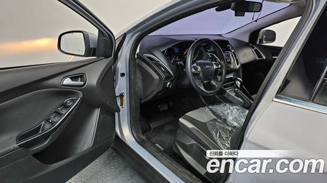 Ford 포커스 3세대, 2014 10