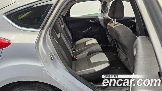 Ford 포커스 3세대, 2014 12