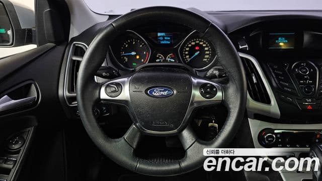 Ford 포커스 3세대, 2014 13