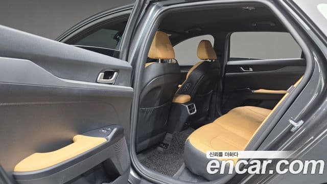 Kia K5 3세대 Prestige, 2022 17