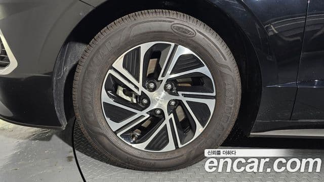 Hyundai Sonata гибрид (DN8) Modern, 2023 все фото