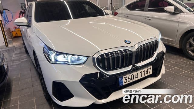 BMW 5시리즈 (G60) 530i xDrive M Sport, 2024 3