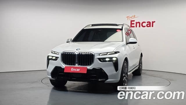 BMW X7 (G07) xDrive 40i M Sport 6인승, 2025 3