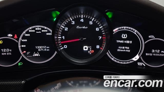 Porsche Panamera (971) 4.0 турбо, 2018 8