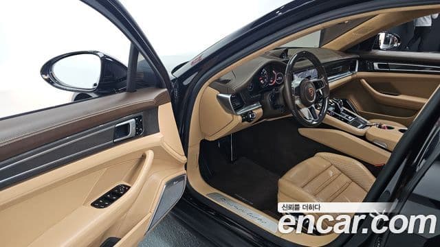 Porsche Panamera (971) 4.0 турбо, 2018 11