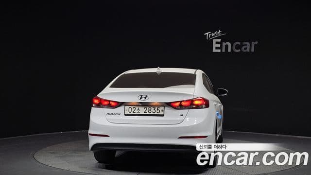 Hyundai Avante AD 1.6 GDI Value Plus, 2018 4