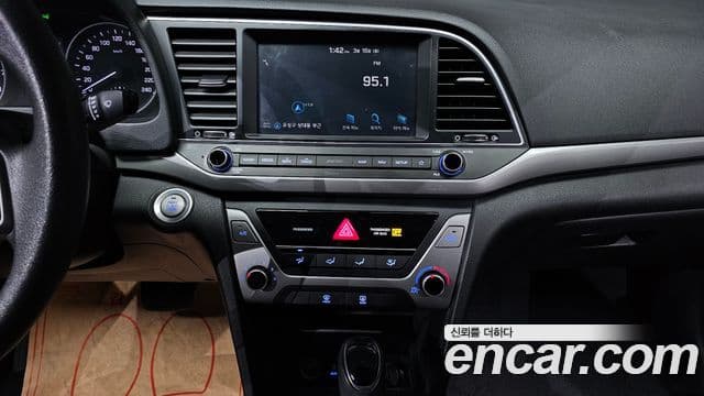 Hyundai Avante AD 1.6 GDI Value Plus, 2018 17