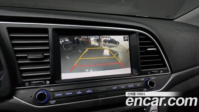 Hyundai Avante AD 1.6 GDI Value Plus, 2018 18