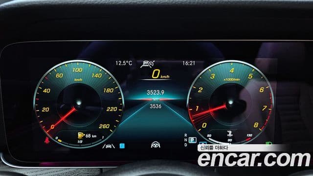 Mercedes-Benz E-класс W213 Avantgarde, 2023 8