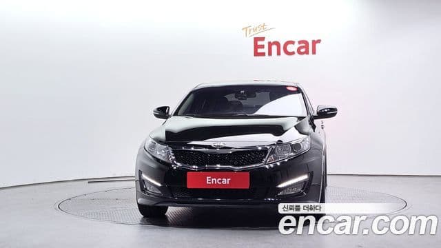 Kia K5 Prestige, 2011 3