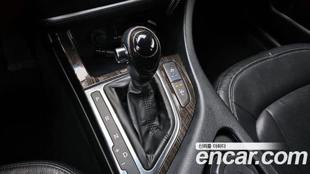 Kia K5 Prestige, 2011 9