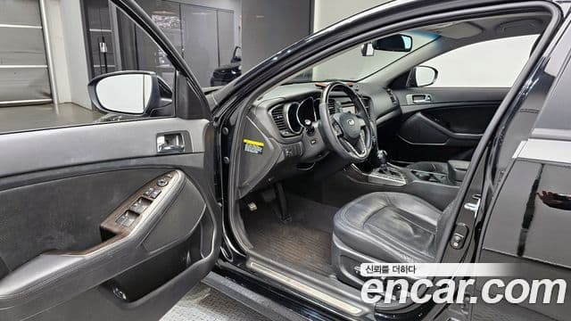 Kia K5 Prestige, 2011 11