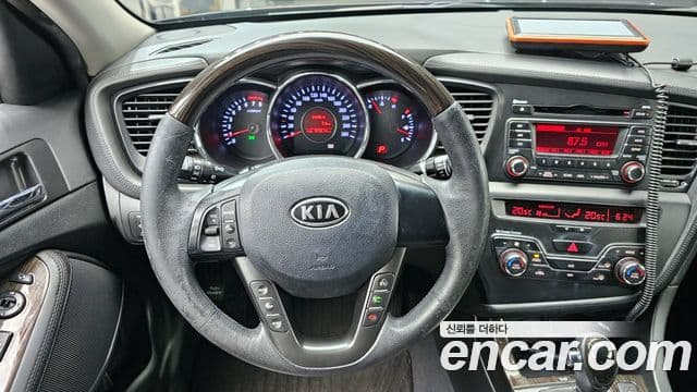 Kia K5 Prestige, 2011 13