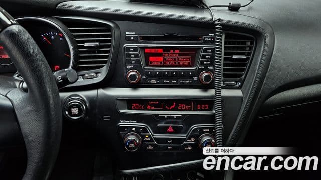 Kia K5 Prestige, 2011 14