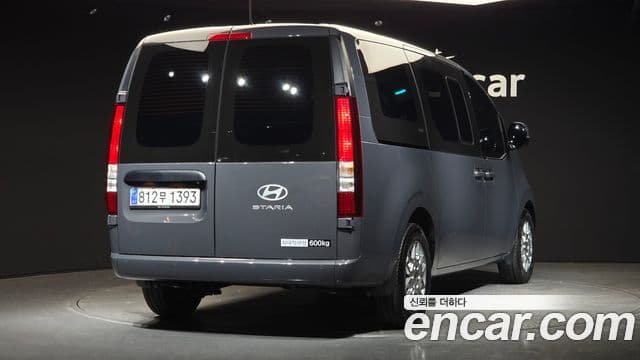 Hyundai Staria Modern, 2025 2