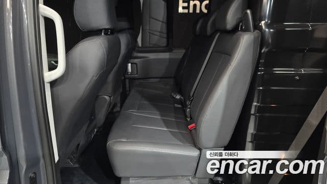 Hyundai Staria Modern, 2025 12