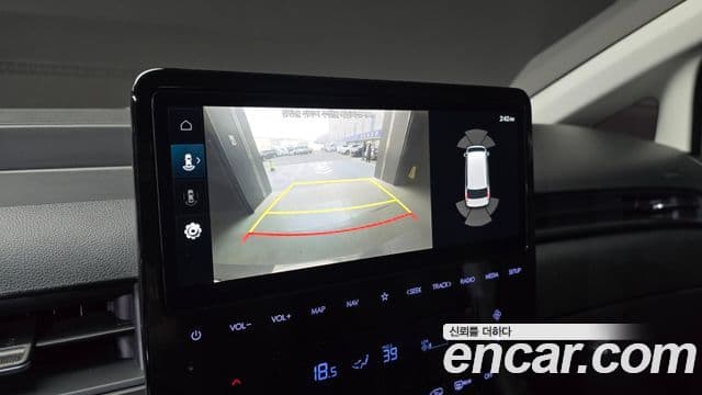 Hyundai Staria Modern, 2025 16