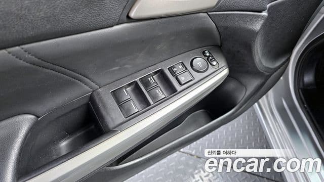 Honda 올뉴어코드 8세대, 2012 18