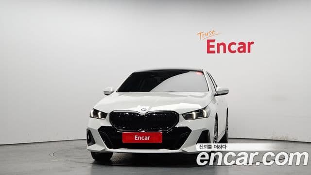 BMW 5시리즈 (G60) 520i M Sport, 2025 4