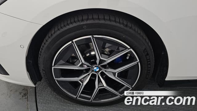 BMW 5시리즈 (G60) 520i M Sport, 2025 7