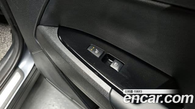 Kia Sportage 5세대 гибрид Signature 2WD, 2023 19