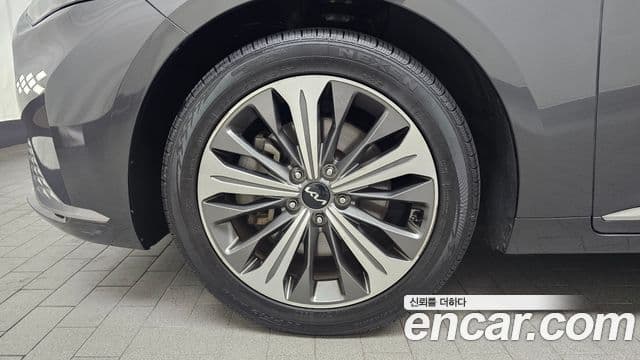 Kia K8 Prestige(арендный автомобиль), 2022 все фото