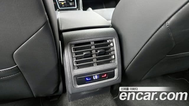 Volkswagen Гольф 8세대 Prestige, 2025 19