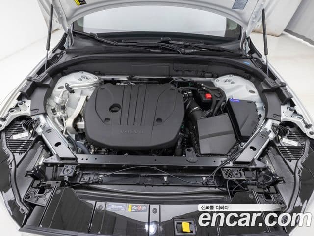 Volvo XC60 2세대 B5 Ultra Bright Air подвеска, 2026 6