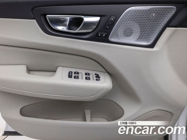 Volvo XC60 2세대 B5 Ultra Bright Air подвеска, 2026 13