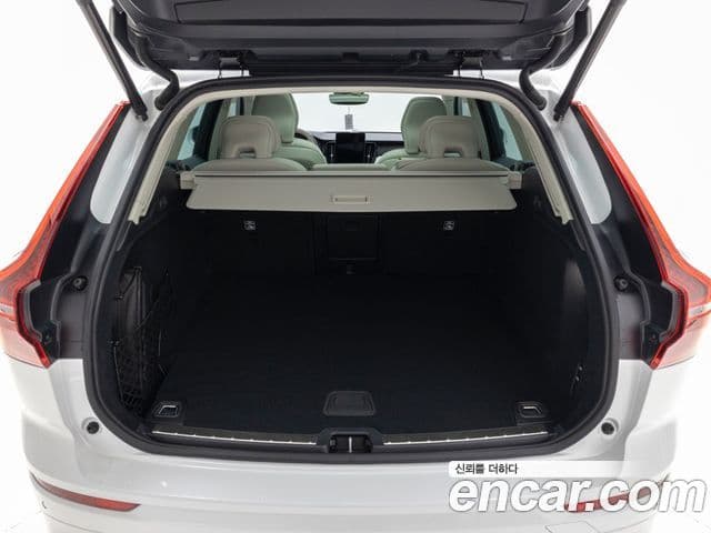 Volvo XC60 2세대 B5 Ultra Bright Air подвеска, 2026 17