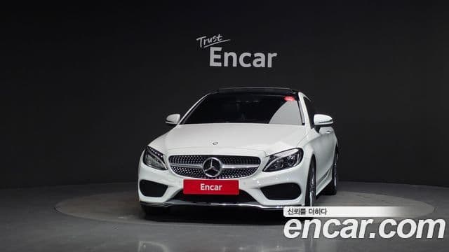 Mercedes-Benz C-класс W205 C200 купе, 2017 3