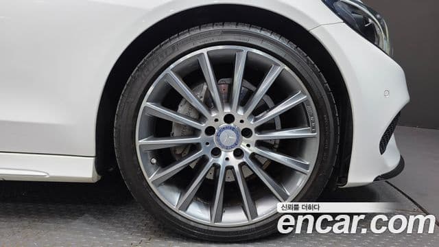 Mercedes-Benz C-класс W205 C200 купе, 2017 все фото