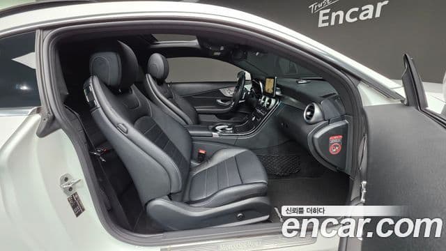 Mercedes-Benz C-класс W205 C200 купе, 2017 10