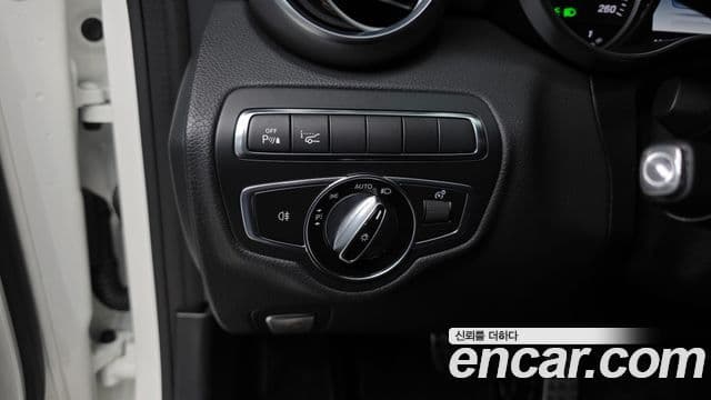 Mercedes-Benz C-класс W205 C200 купе, 2017 15